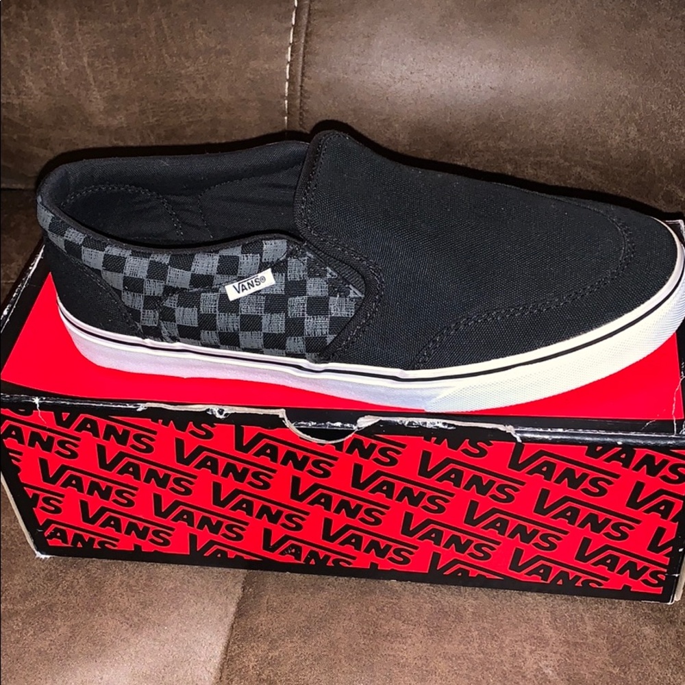 Black Vans Asher Slip On Shoes Size 9